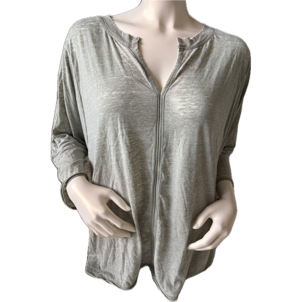 Lilly‎ Mason Women's XL Gray Top 3/4 Sleeve V-Neck Blouse Casual